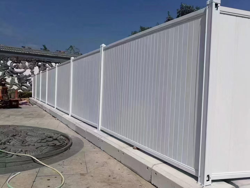 深圳寶安工地500㎡PVC圍擋當天送達，旭東圍擋批發(fā)讓采購更省心！